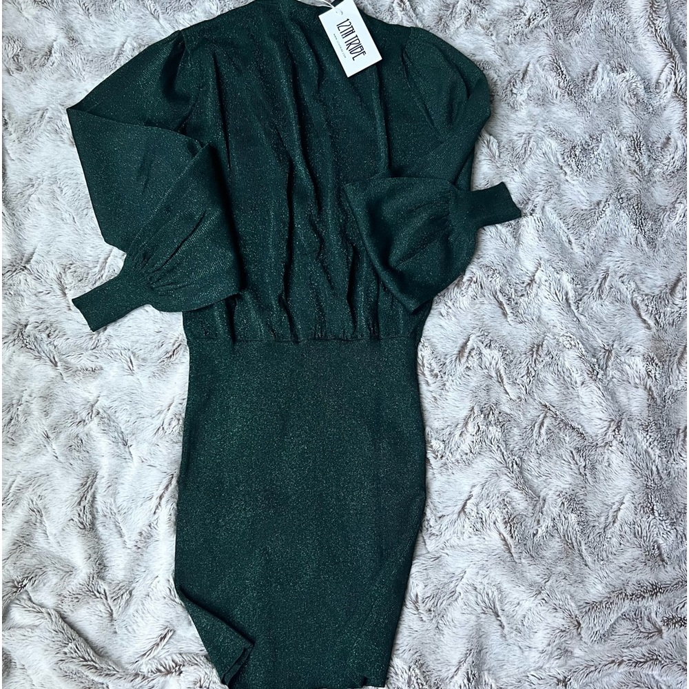 Sanibel Emerald Shimmer Mini Dress
by 12th Tribe - Picture 5 of 6